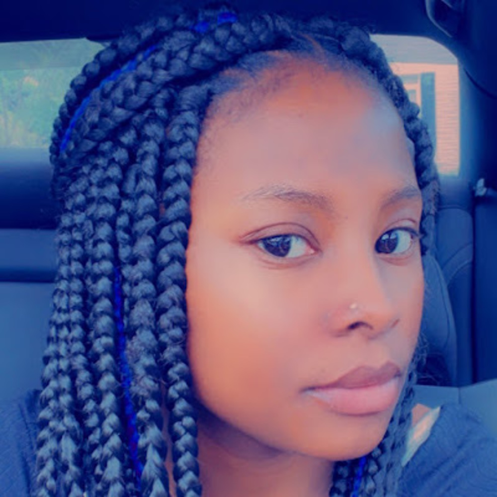 Meet your Posher, Dasia